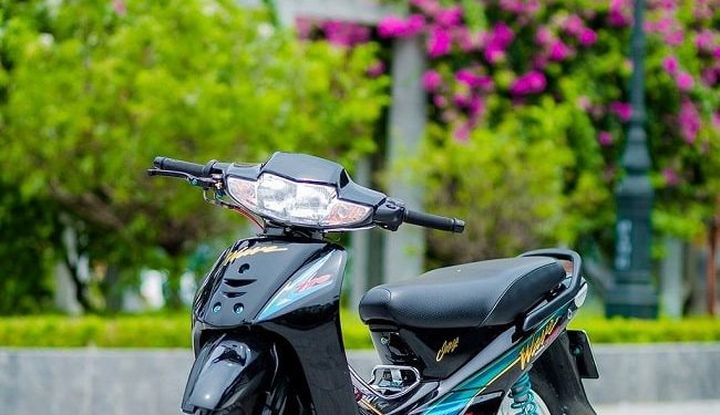 Giá xe Honda Wave nhập Thái về Việt Nam đắt gấp 3 lần